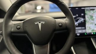Finansowanie Sedan Tesla Model 3 2020