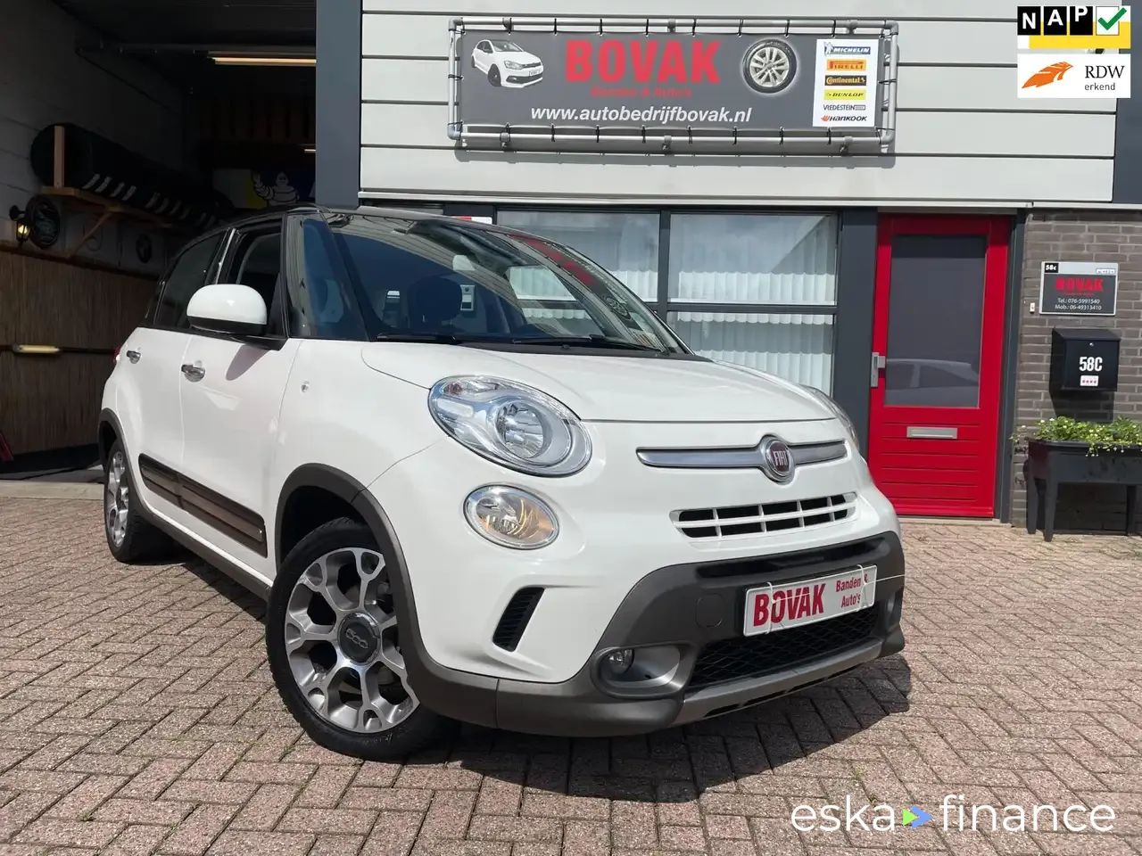 Leasing Passenger transport Fiat 500L 2017