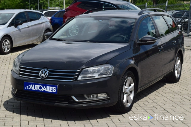 Wóz Volkswagen Passat Variant 2011