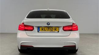 Lízing Sedan BMW 318 2018