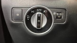 Financování Hatchback MERCEDES B 180 2012