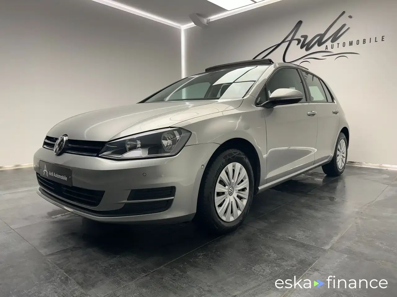 Leasing Sedan Volkswagen Golf 2014