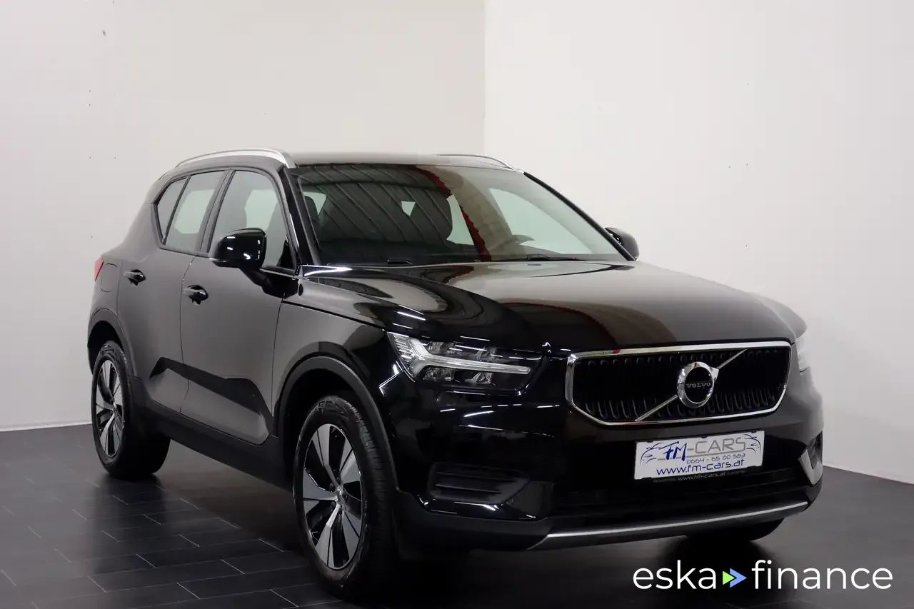 Finansowanie SUV Volvo XC40 2022