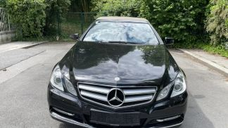 Financování Konvertibilní MERCEDES E 200 2011