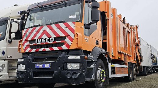 Iveco AD260S31 2011