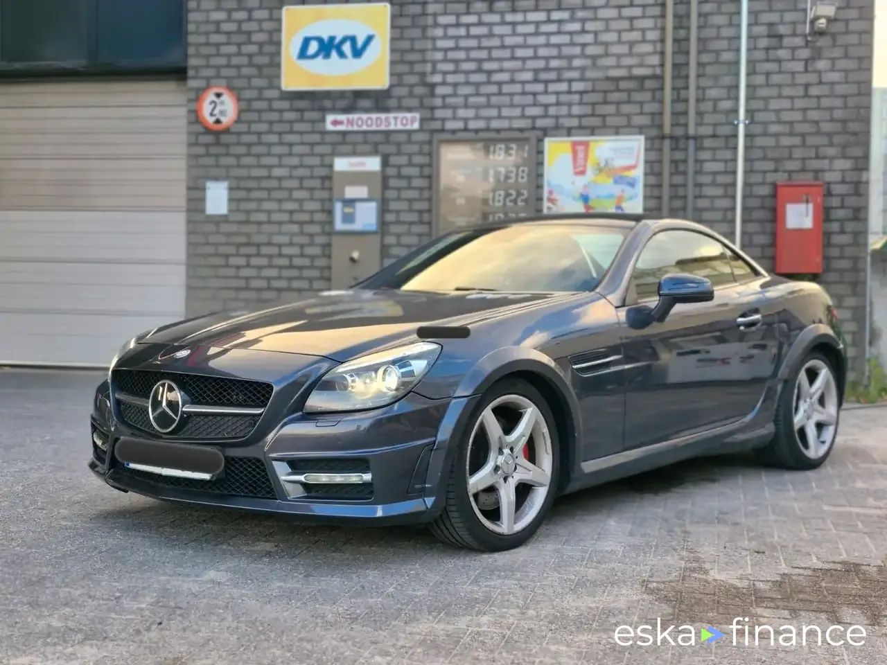 Finansowanie Zamienny MERCEDES SLK 250 2013