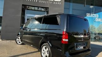 Lízing Hatchback MERCEDES V 220 2023