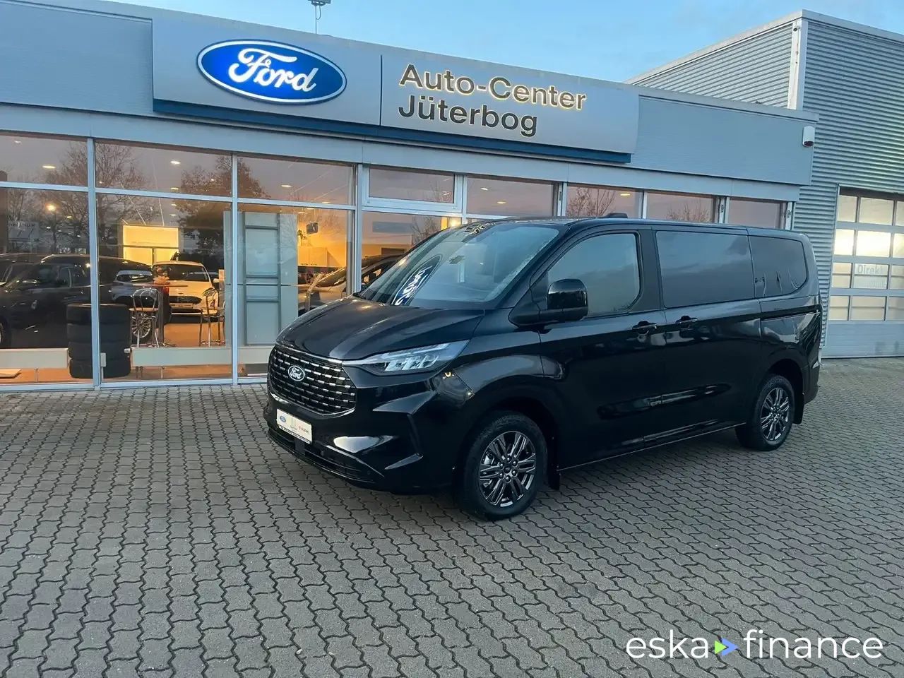 Financování Hatchback Ford Tourneo Custom 2024