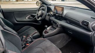 Financování Hatchback Toyota Yaris 2022