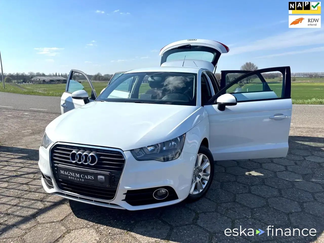 Finansowanie Hatchback Audi A1 2012