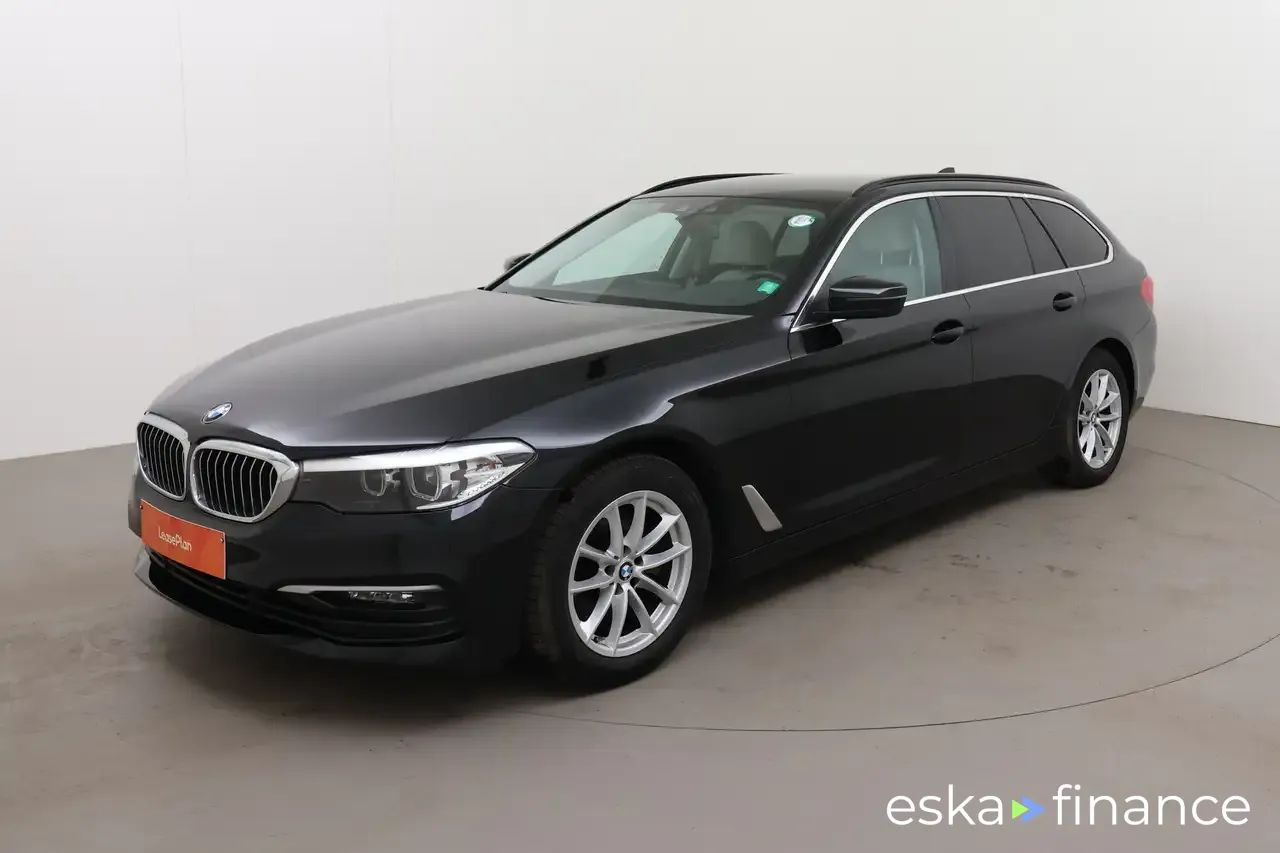 Lízing Kombi BMW 518 2020