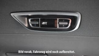 Lízing Hatchback MERCEDES V 300 2022