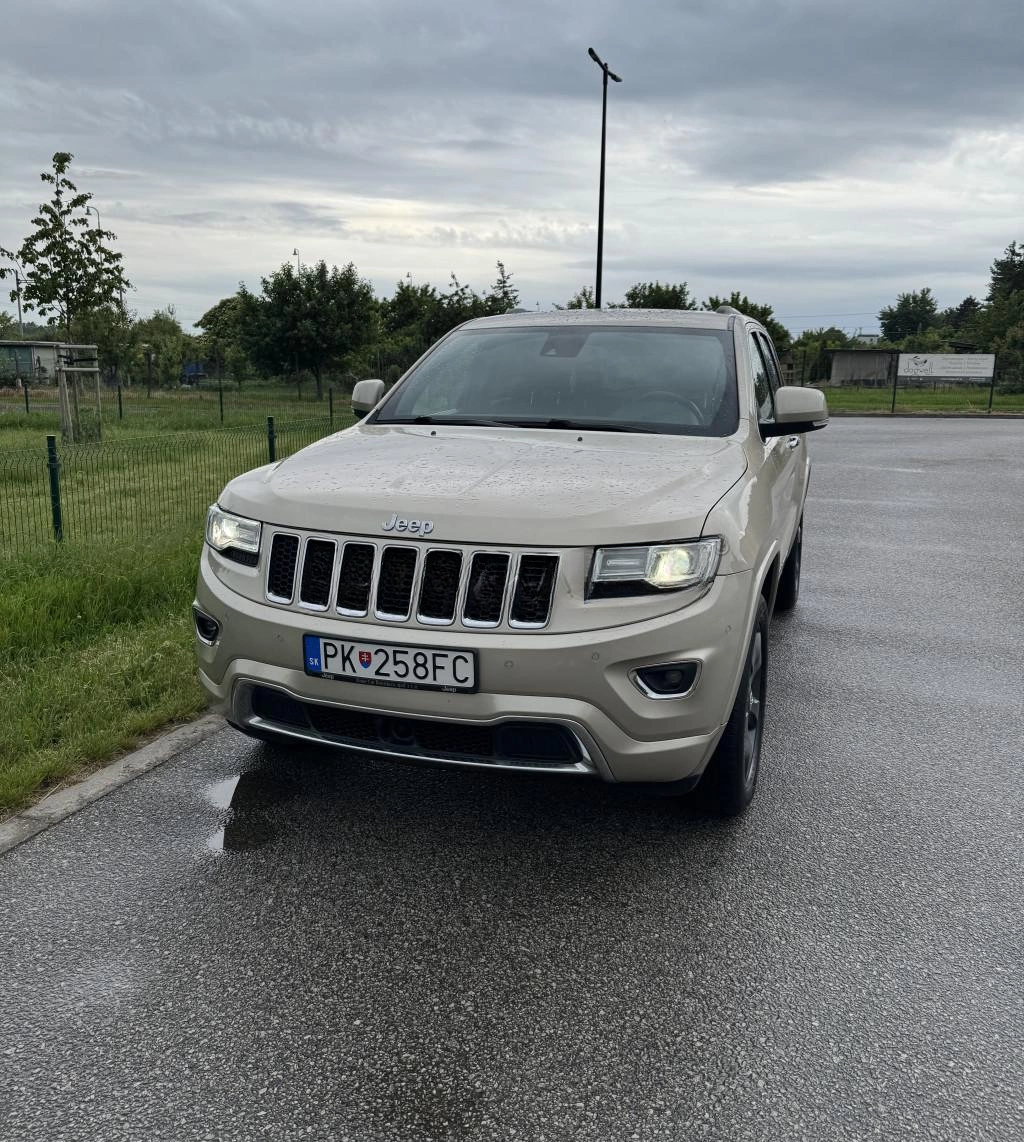 Lízing SUV Jeep Grand Cherokee 2015