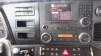 Lízing Traktor MERCEDES 1845 2017