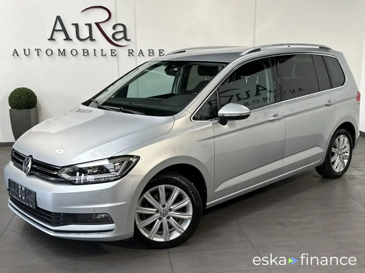 Osobná doprava Volkswagen Touran 2019