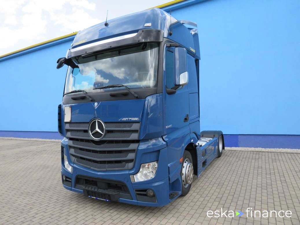 Finansowanie Ciągnik siodłowy MERCEDES 1845 2017