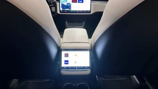 Financování Konvertibilní Tesla Model X 2022