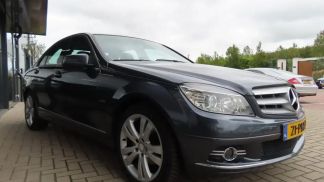 Finansowanie Sedan MERCEDES C 180 2011