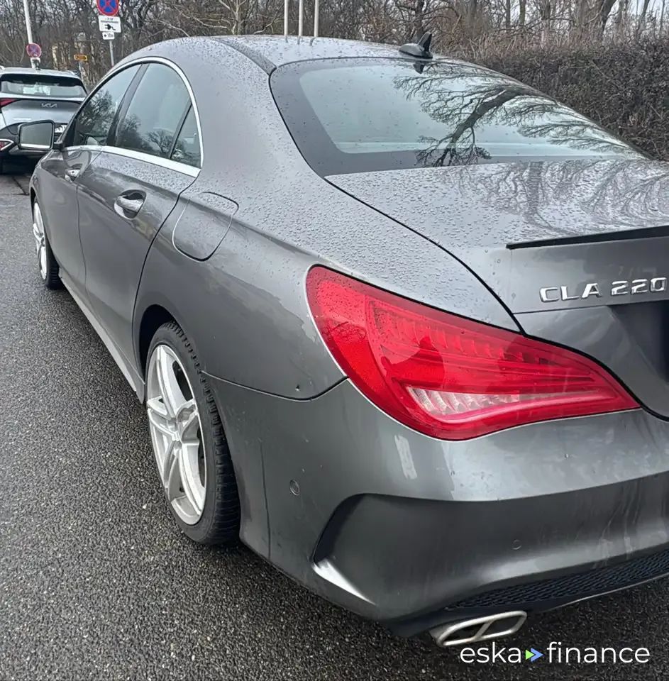 Financování Kupé MERCEDES CLA 220 2013