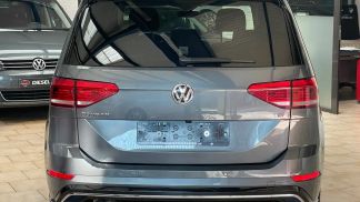 Financování Hatchback Volkswagen Touran 2017