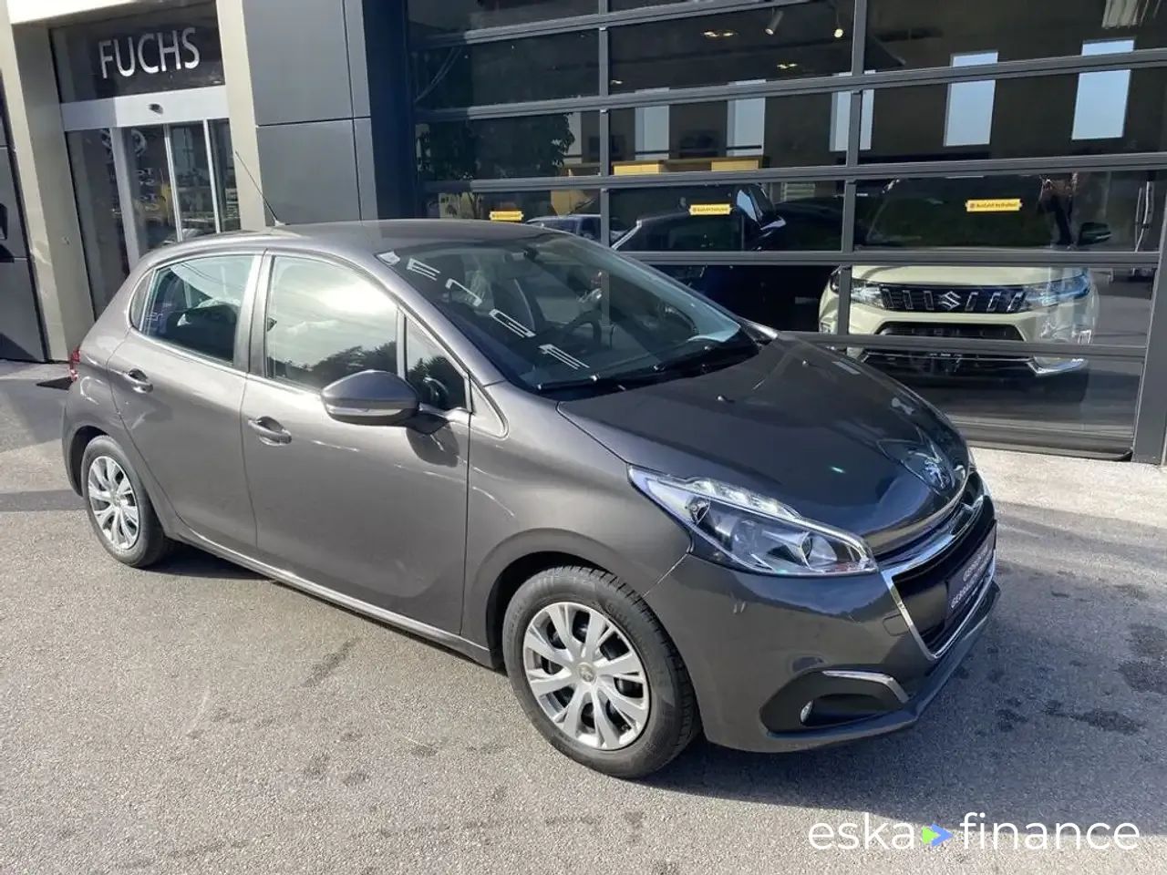 Leasing Hatchback Peugeot 208 2019