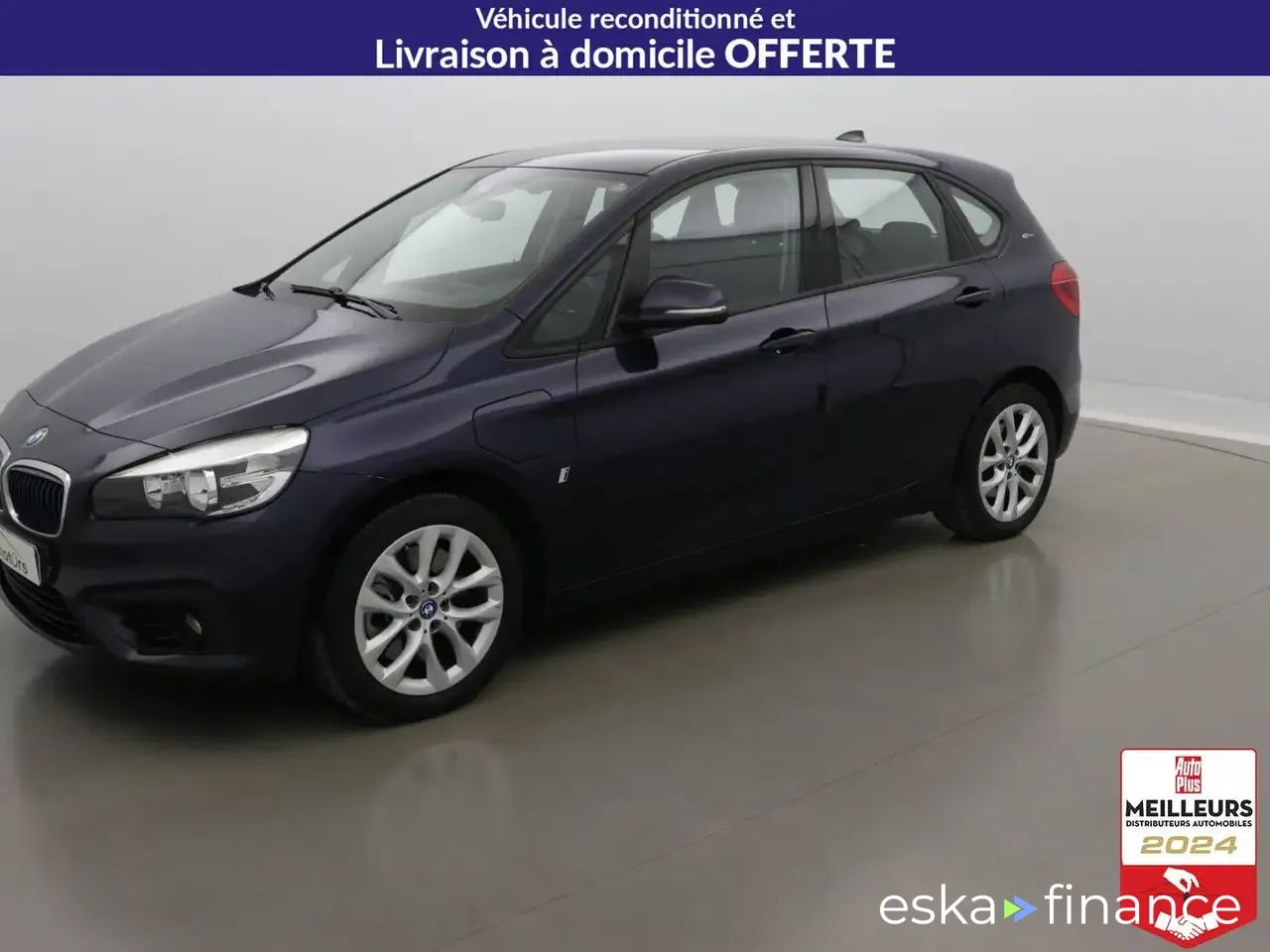 Leasing Hatchback BMW 225 2017