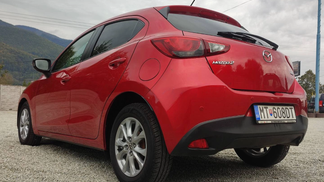 Leasing Hatchback Mazda 2 2015