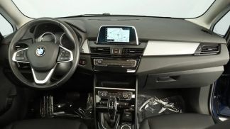 Lízing Hatchback BMW 218 2021