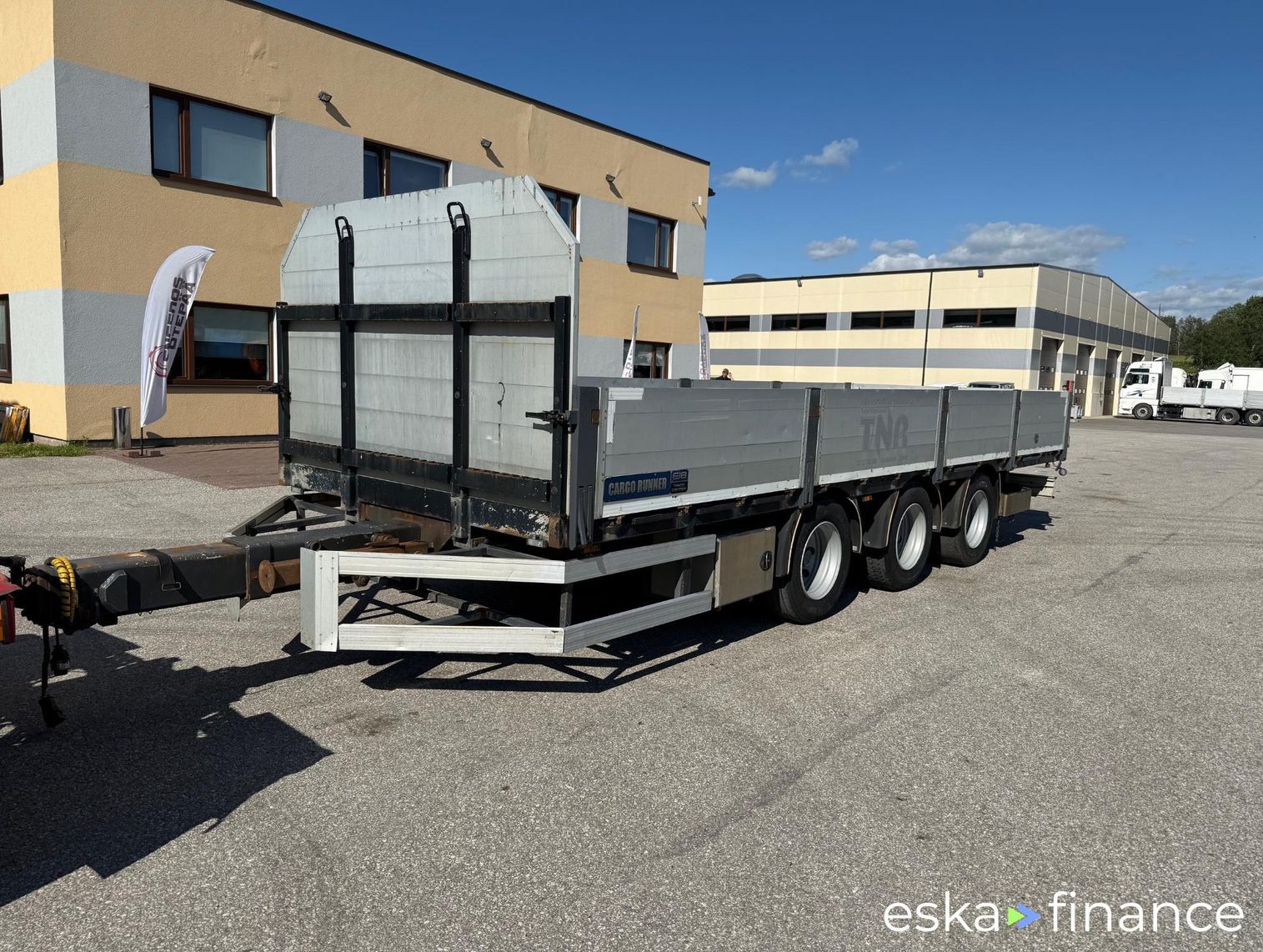 Leasing Semi-remorque KONAR NOR27 2014