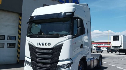 Iveco S-Way 2023