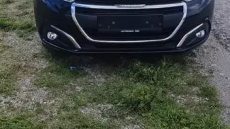 Lízing Sedan Peugeot 208 2019