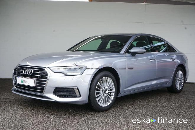 Lízing Sedan Audi A6 2021