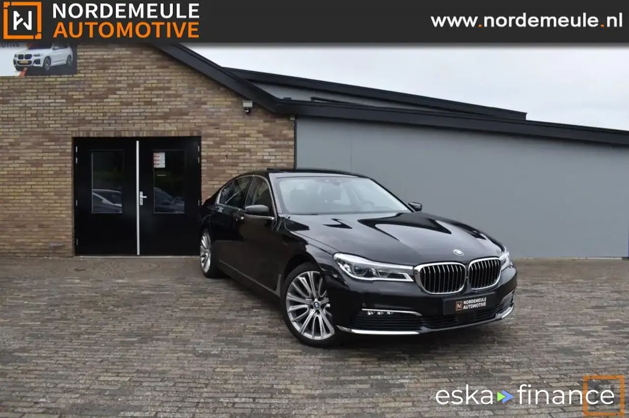 Leasing Sedan BMW 730 2016