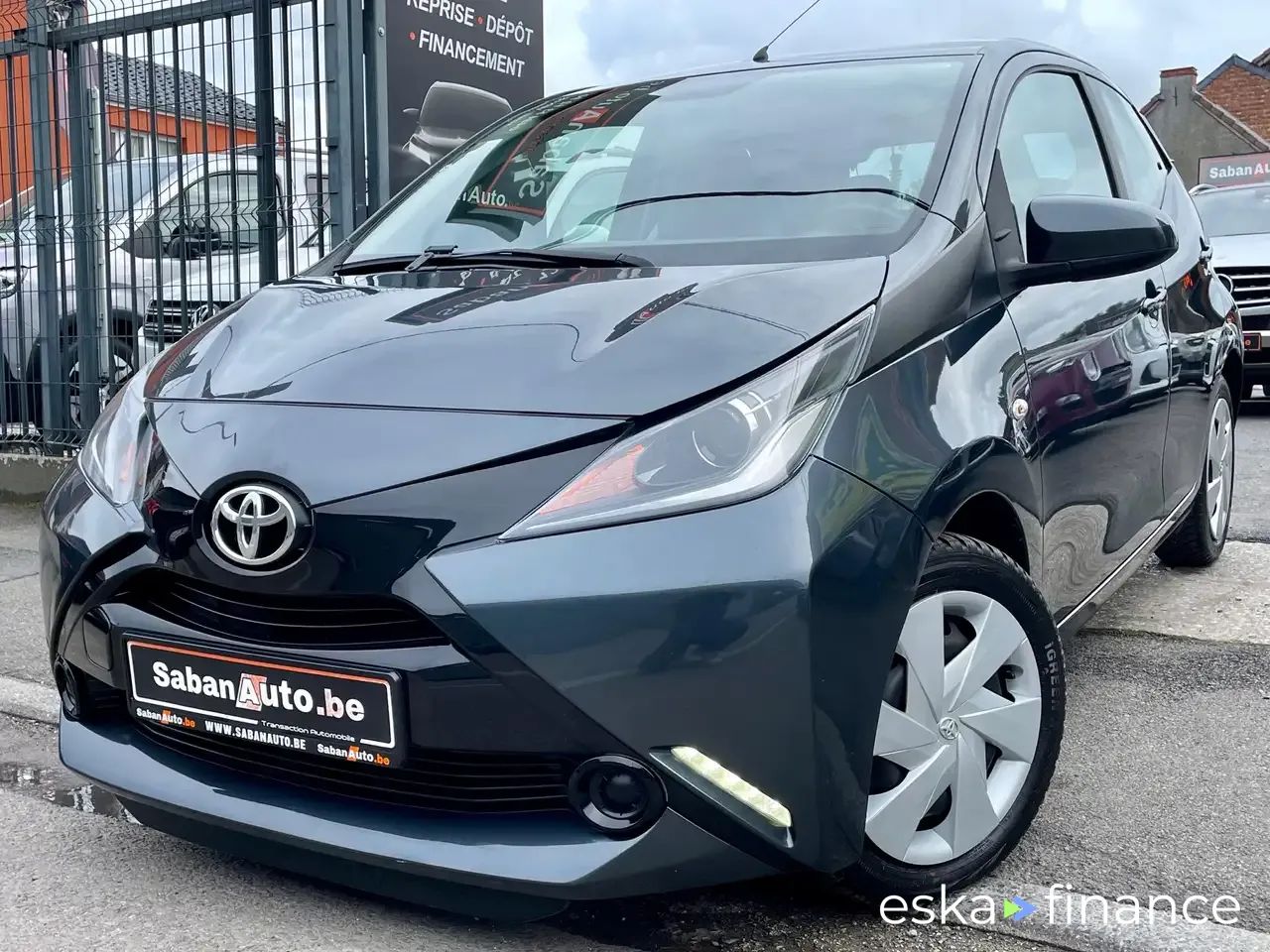 Financování Sedan Toyota AYGO 2016