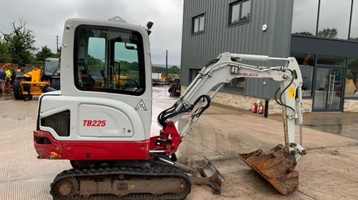 Takeuchi TB225 2018