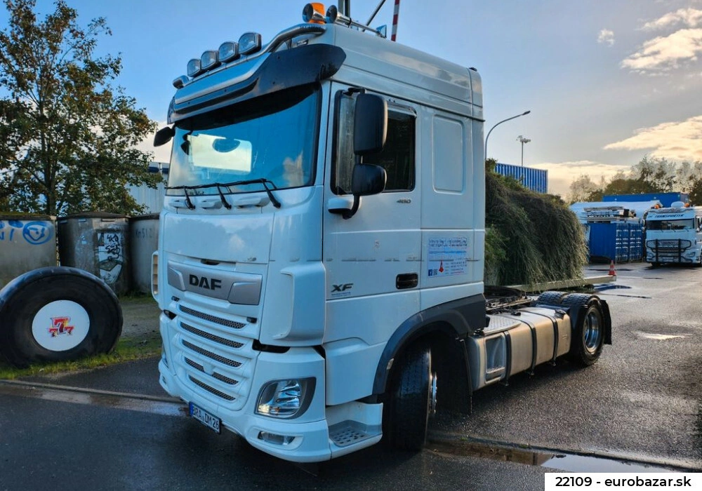 Ciągnik siodłowy DAF XF480 2021