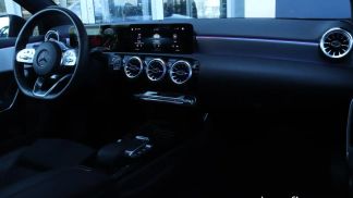 Leasing Hatchback MERCEDES A 180 2022