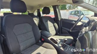 Leasing Hatchback MERCEDES B 180 2014