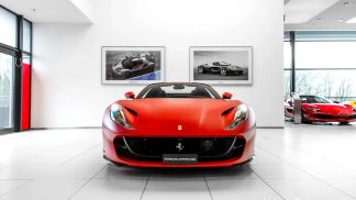 Lízing Kabriolet Ferrari 812 2023