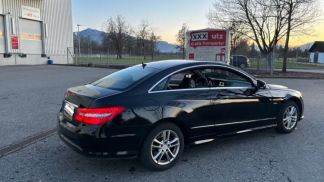 Lízing Kupé MERCEDES E 200 2011