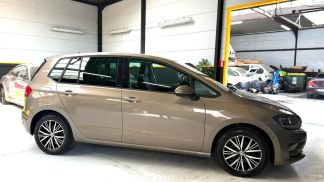 Financování Hatchback Volkswagen Golf Sportsvan 2016