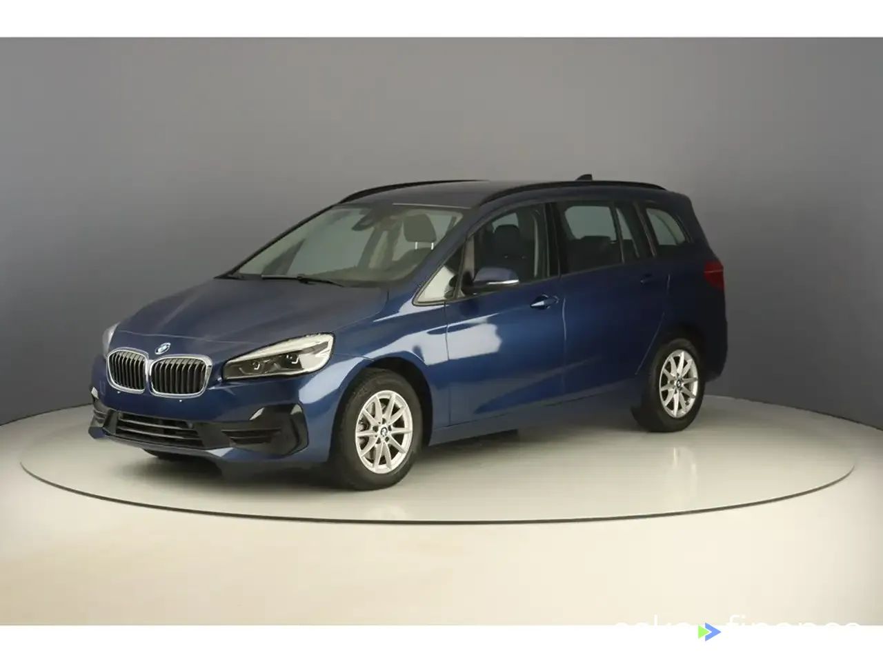 Lízing Hatchback BMW 218 2021