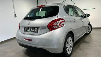 Lízing Sedan Peugeot 208 2015