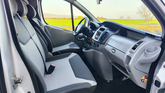 Finansowanie Transport pasażerów Renault Trafic 2014