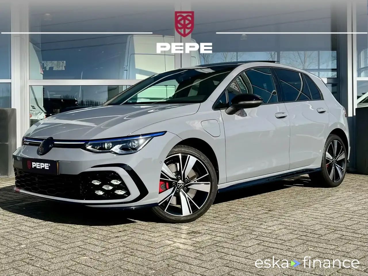 Leasing Hatchback Volkswagen GOLF GTE 2023