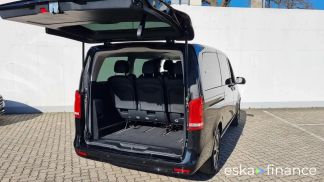 Leasing Hatchback MERCEDES V 220 2023