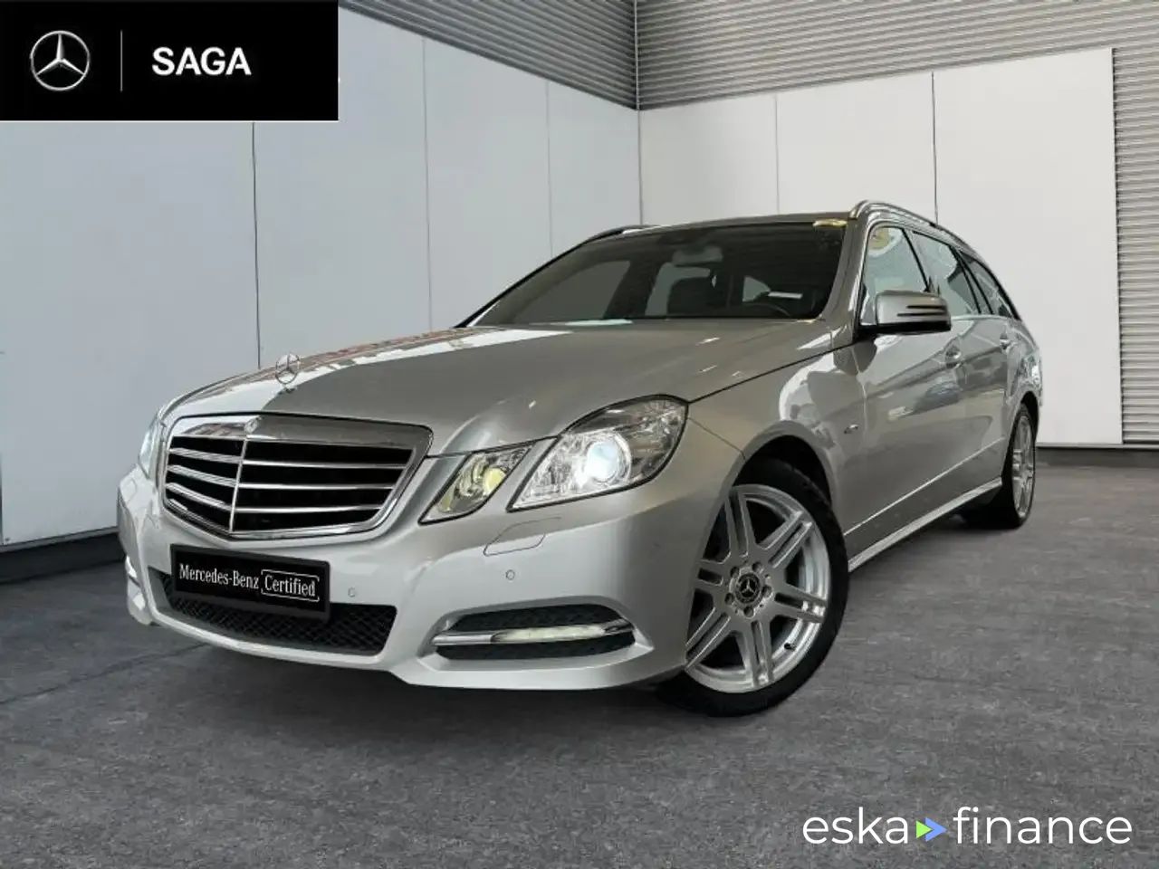 Leasing Wagon MERCEDES E 200 2012