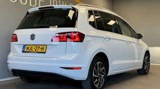 Financování Hatchback Volkswagen Golf Sportsvan 2017