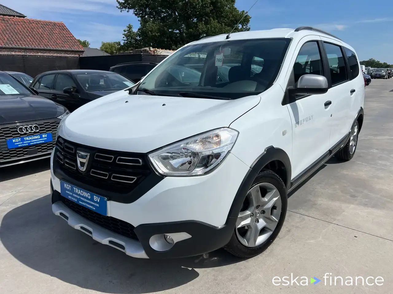 Lízing Hatchback Dacia Lodgy 2019