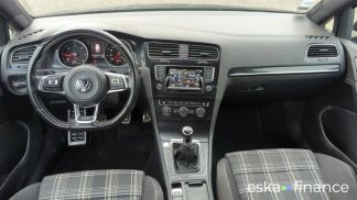 Lízing Sedan Volkswagen Golf 2014